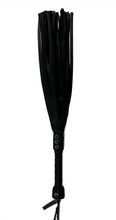 Load image into Gallery viewer, Bare Leatherworks - Full Mule Deer Flogger (Black)