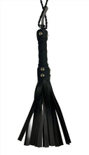 Load image into Gallery viewer, Bare Leatherworks - Handy ThudStinger Flogger (Black)