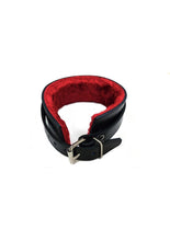 Load image into Gallery viewer, Rouge Leather Collar with Faux Fur Lining