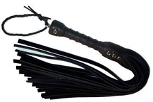 Load image into Gallery viewer, Bare Leatherworks - Midsize Bull Flogger (Black)