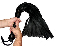 Load image into Gallery viewer, Bare Leatherworks - Master Mule Deer Flogger(Black)