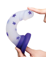 Load image into Gallery viewer, Together 6" Starfloat Bliss Dildo - Purple
