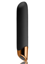 Load image into Gallery viewer, Chaiamo Rechargeable Silicone Vibrator - Black
