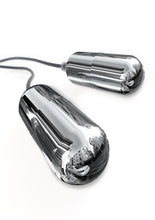Load image into Gallery viewer, Classix Dual Vibrating Head Teaser with Remote Control
