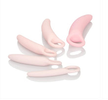 Load image into Gallery viewer, Silicone Dilator Kit Plug (Pink)
