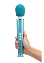Load image into Gallery viewer, Le Wand Dive Submersible Rechargeable Silicone Vibrating Massager
