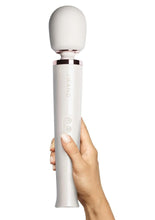 Load image into Gallery viewer, Le Wand Rechargeable Silicone Massager - Pearl
