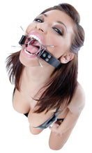 Load image into Gallery viewer, Spider Gag with Black Strap (Chrome)
