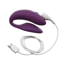 Load image into Gallery viewer, We-Vibe Chorus Rechargeable Couples Vibrator with Squeeze Control
