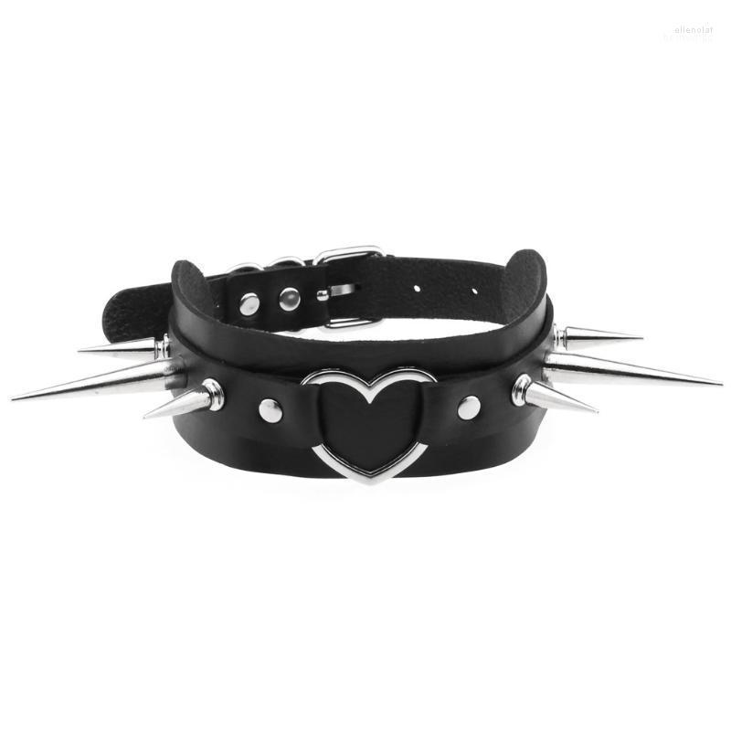Choker Heart & Spikes (Black)