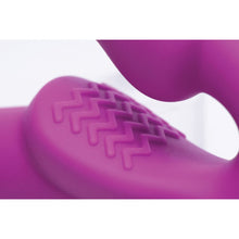 Load image into Gallery viewer, Evoke Vibrating Strapless Strap-on Dildo (Pink)
